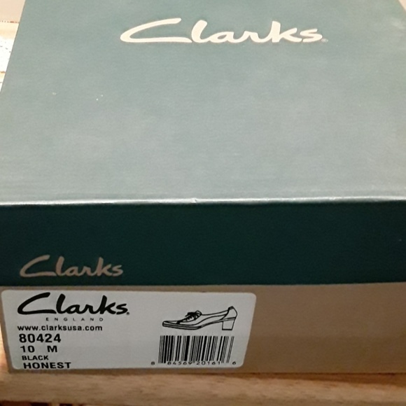 Clarks Women  Shoes - Picture 5 of 5